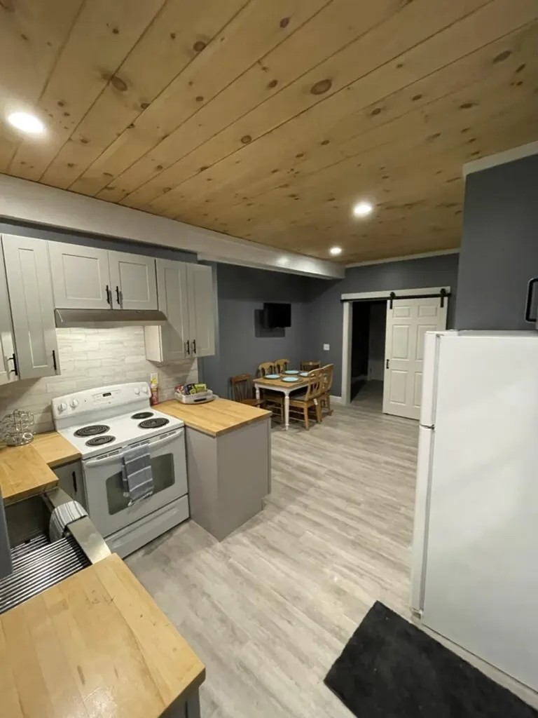 113-115 Saco Avenue Old Orchard Beach ME 04064
