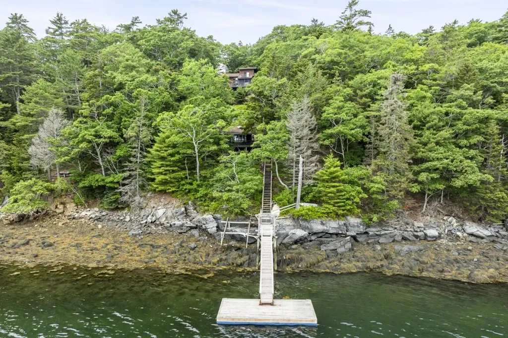 127 Appalachee Road Boothbay Harbor ME 04538