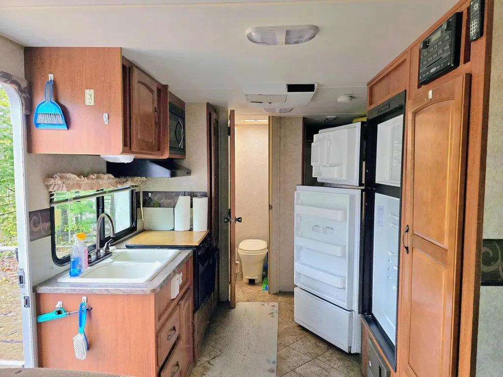 40 Knob Hill Road Naples ME 04055
