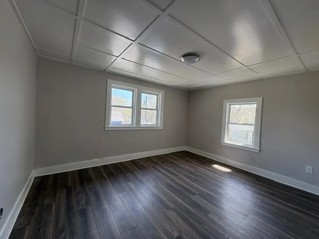 80 Pleasant Street Rockland ME 04841