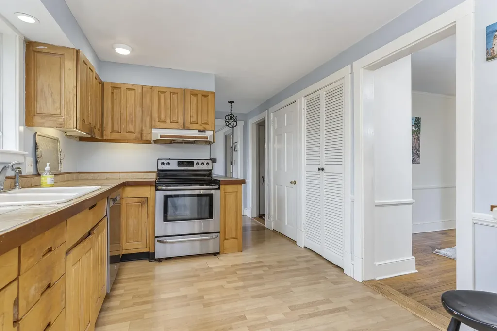 163 State Street Gorham ME 04038