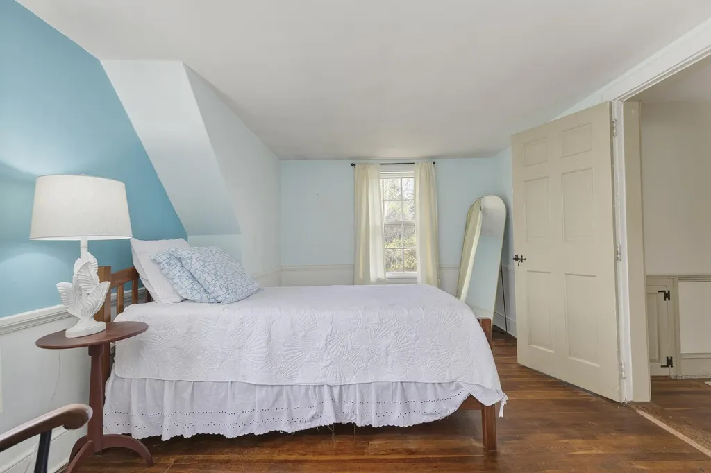 163 State Street Gorham ME 04038