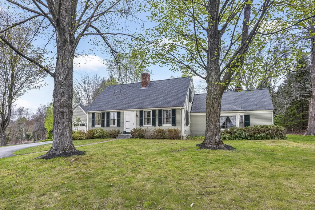 163 State Street Gorham ME 04038