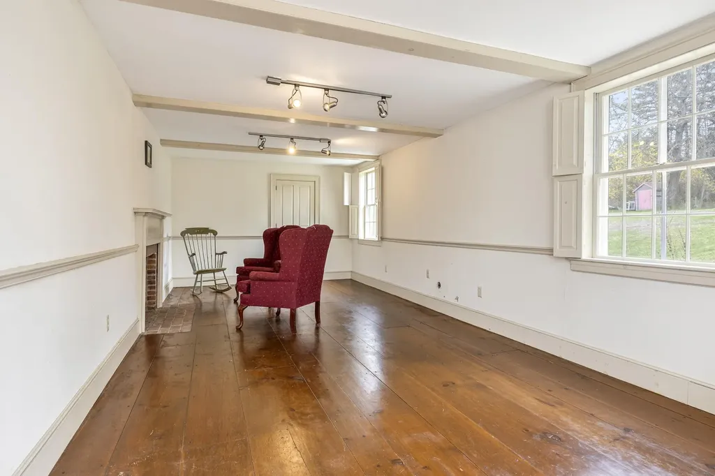 163 State Street Gorham ME 04038