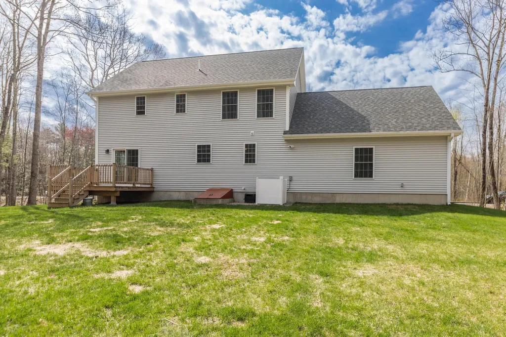 9 Haflinger Lane Berwick ME 03901