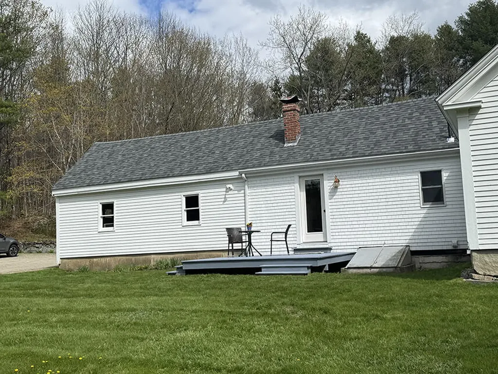1061 High Street West Gardiner ME 04345