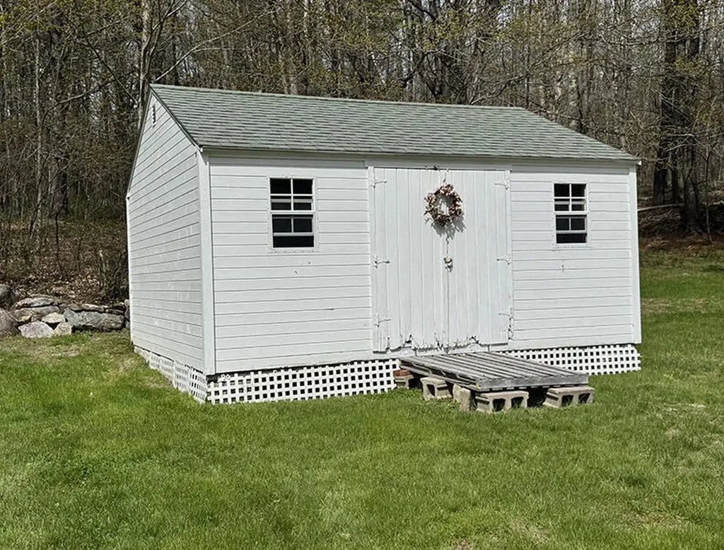 1061 High Street West Gardiner ME 04345