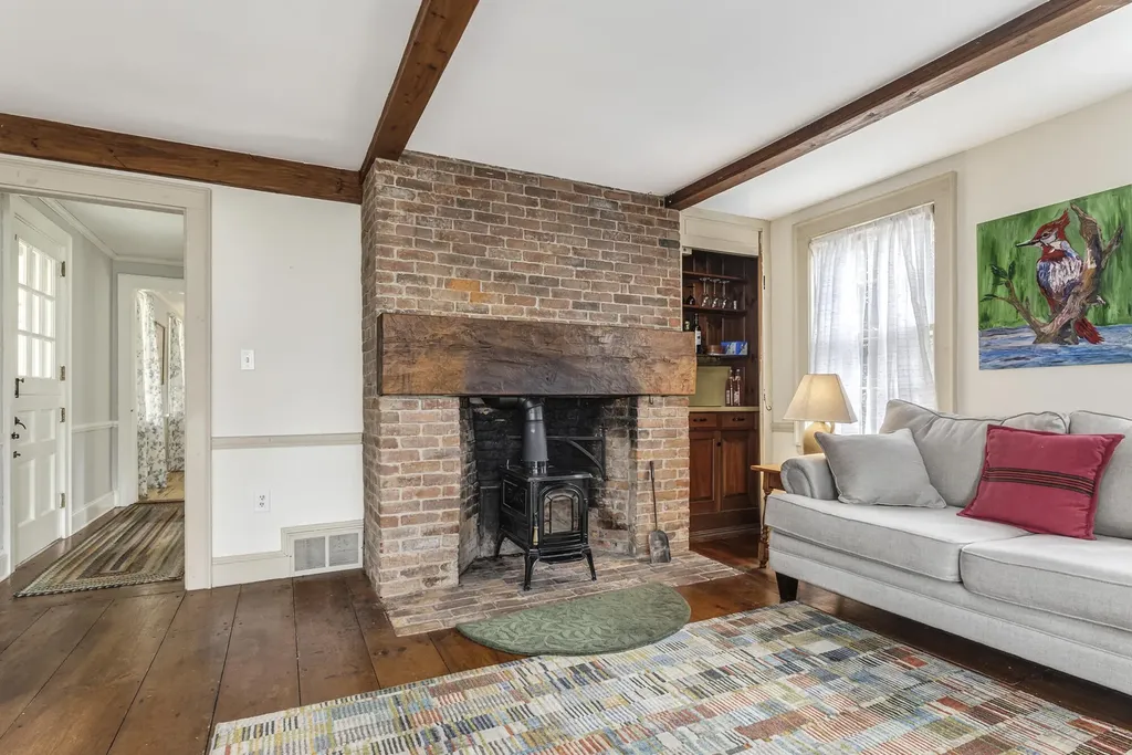 163 State Street Gorham ME 04038