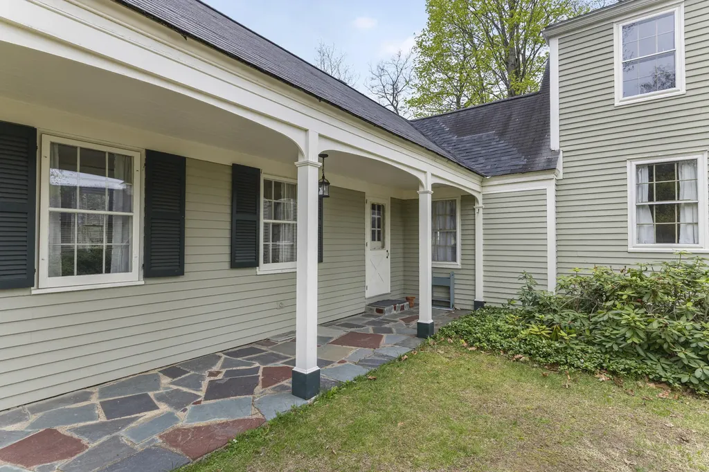 163 State Street Gorham ME 04038