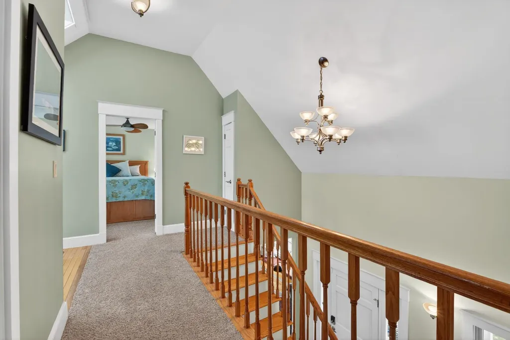 82 Hunts Point Road Cape Elizabeth ME 04107