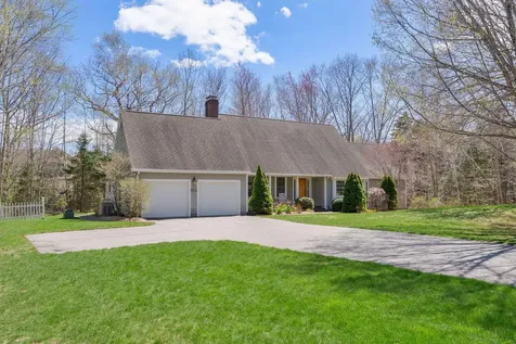 82 Hunts Point Road Cape Elizabeth ME 04107