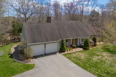 82 Hunts Point Road Cape Elizabeth ME 04107