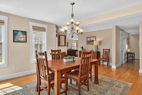 82 Hunts Point Road Cape Elizabeth ME 04107