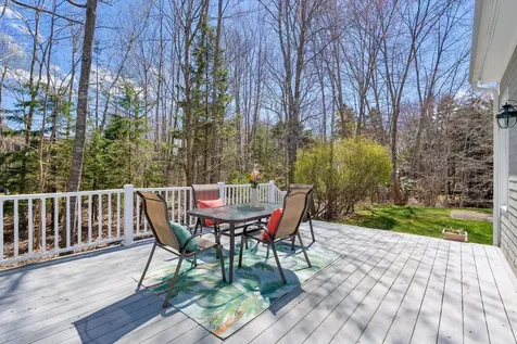 82 Hunts Point Road Cape Elizabeth ME 04107