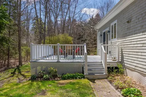 82 Hunts Point Road Cape Elizabeth ME 04107