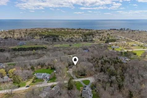 82 Hunts Point Road Cape Elizabeth ME 04107