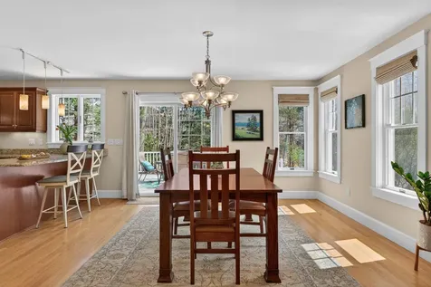 82 Hunts Point Road Cape Elizabeth ME 04107