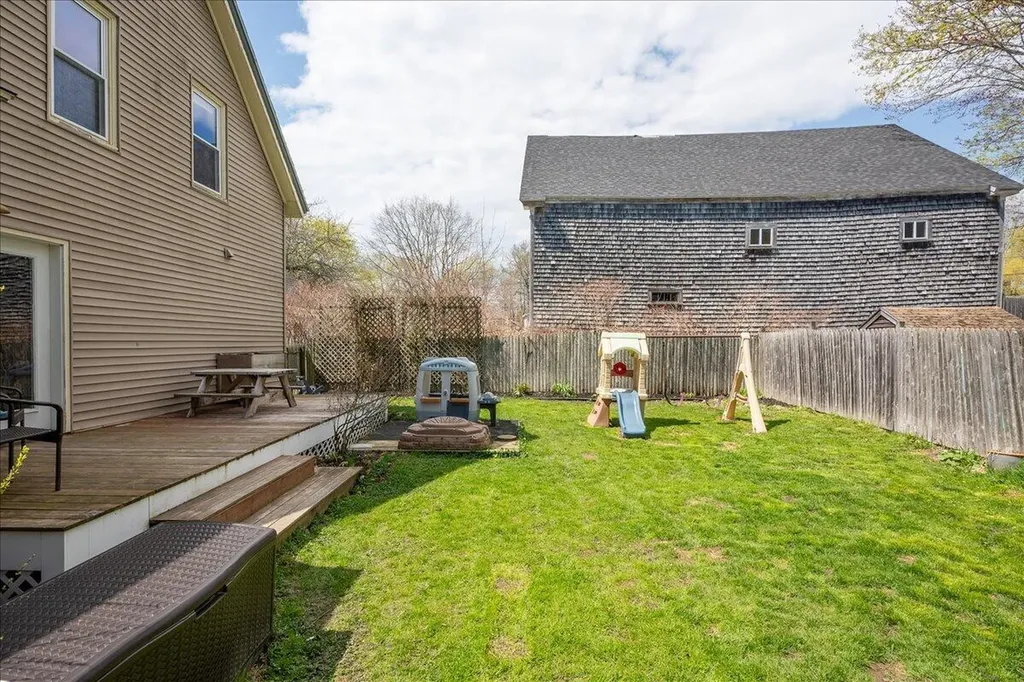 15 Berkley Street Rockland ME 04841