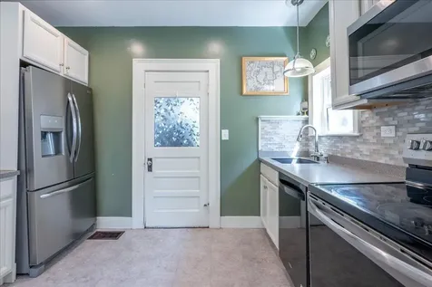15 Berkley Street Rockland ME 04841