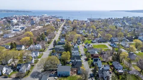 15 Berkley Street Rockland ME 04841