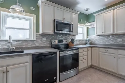 15 Berkley Street Rockland ME 04841