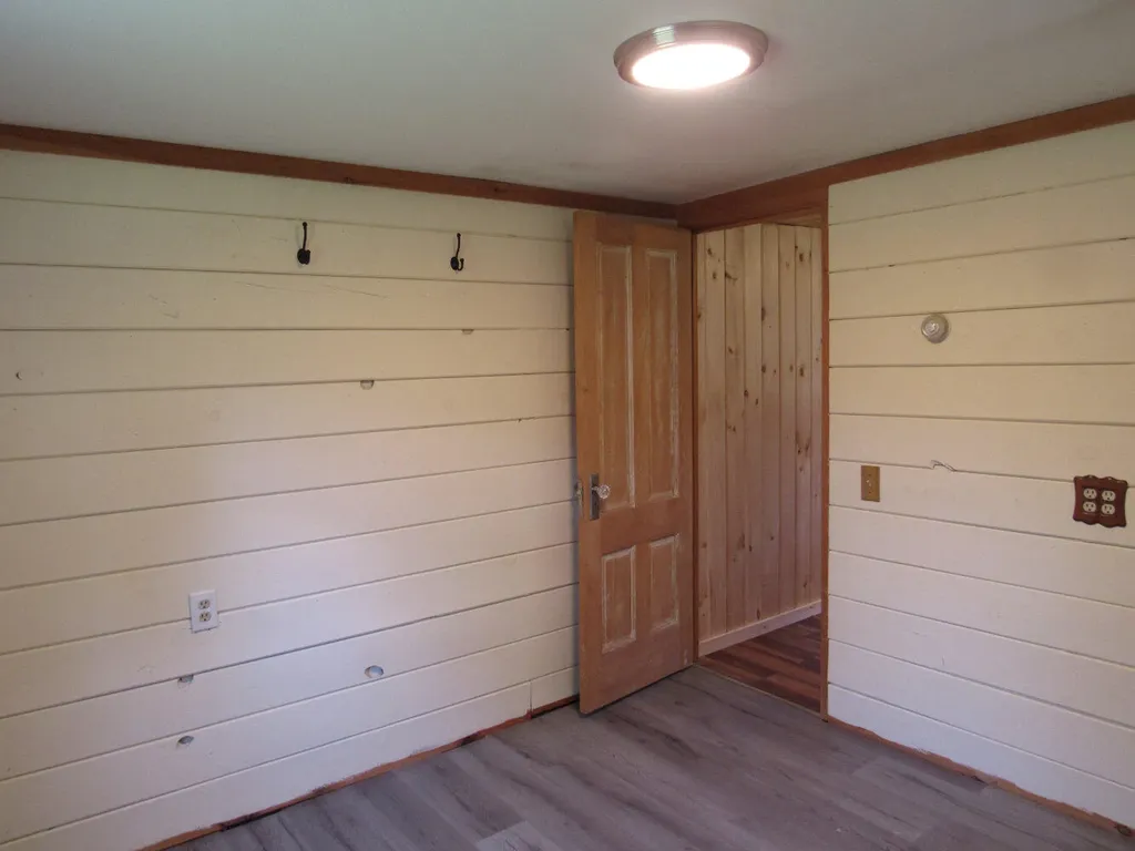 877 Hole In The Wall Road Solon ME 04979