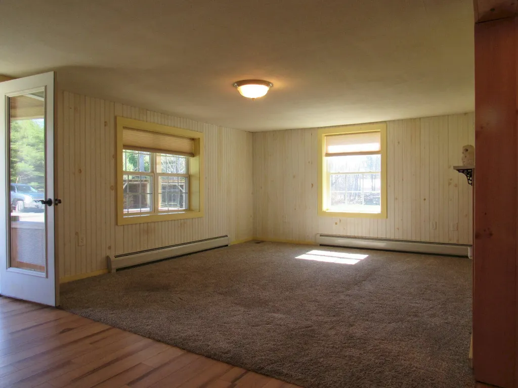 877 Hole In The Wall Road Solon ME 04979