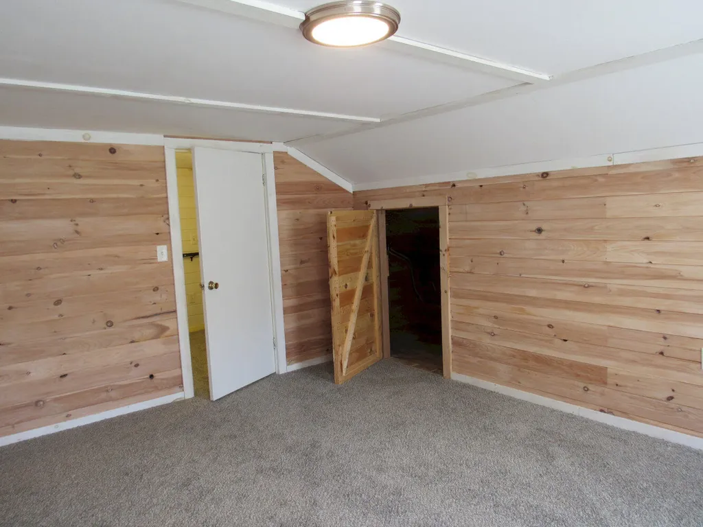 877 Hole In The Wall Road Solon ME 04979