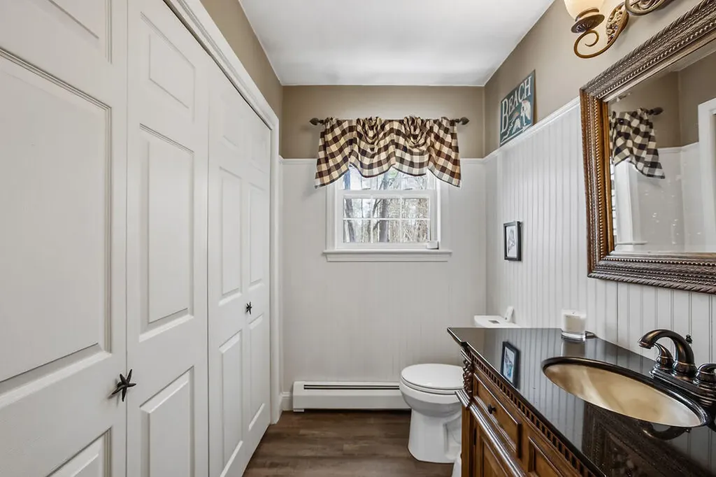 18 Garrison Oaks Drive Kennebunk ME 04043