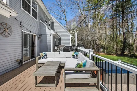 18 Garrison Oaks Drive Kennebunk ME 04043