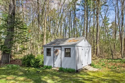 18 Garrison Oaks Drive Kennebunk ME 04043