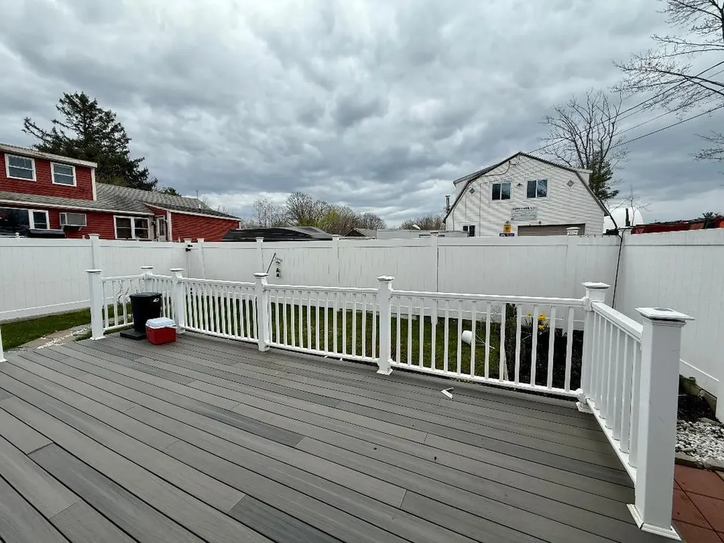 1041 Ocean Avenue Portland ME 04103