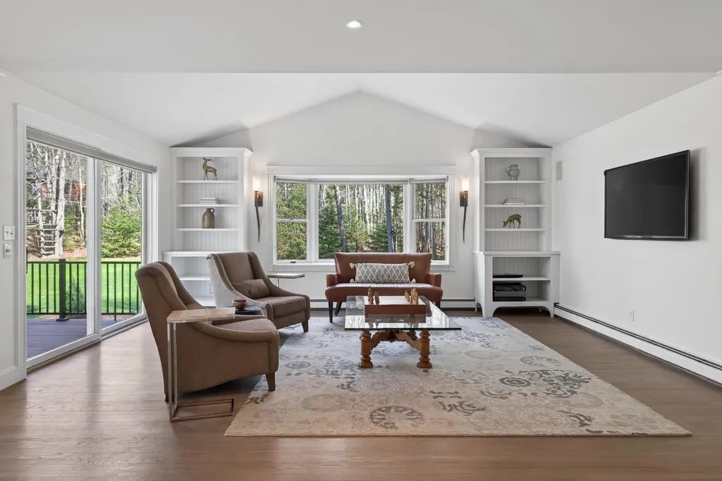 32 Acorn Circle Yarmouth ME 04096