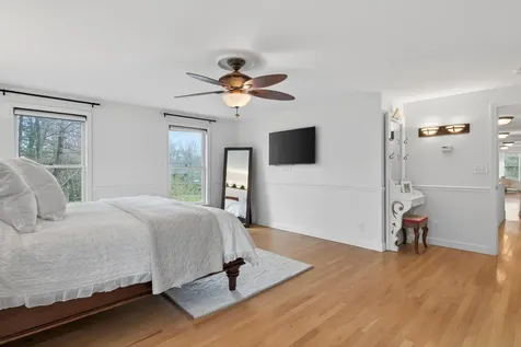 32 Acorn Circle Yarmouth ME 04096
