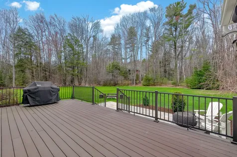 32 Acorn Circle Yarmouth ME 04096