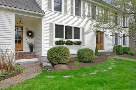 32 Acorn Circle Yarmouth ME 04096