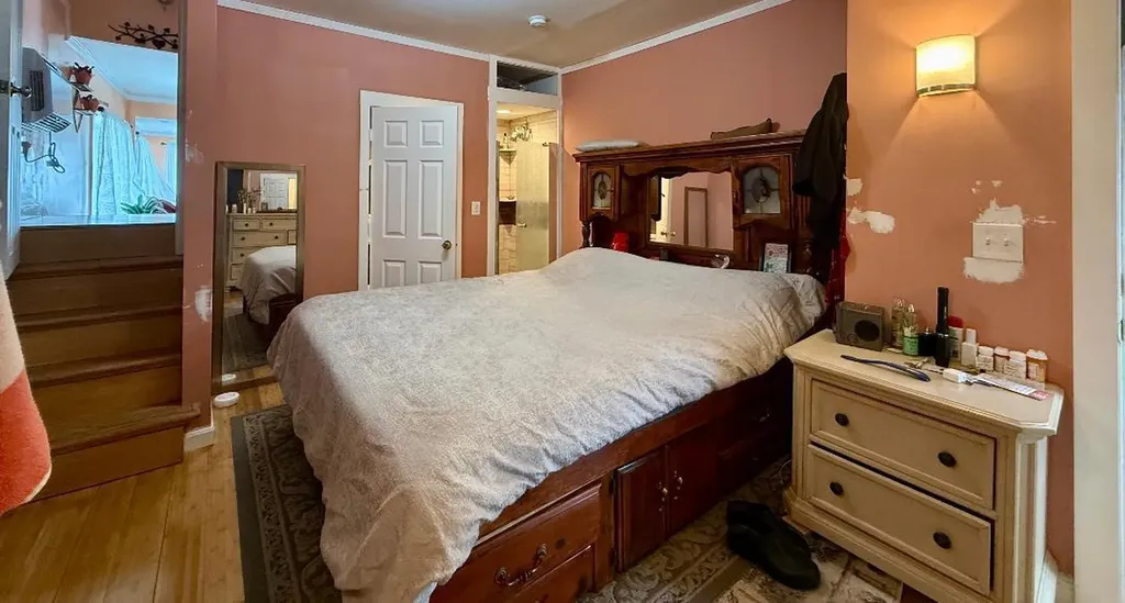 1041 Ocean Avenue Portland ME 04103
