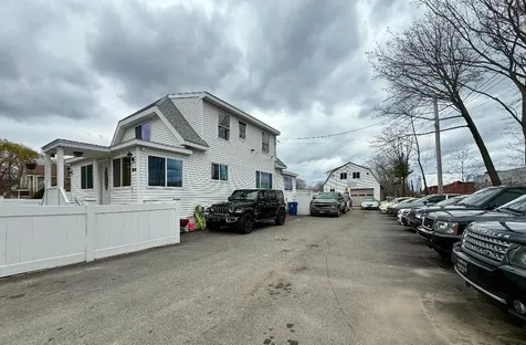 1041 Ocean Avenue Portland ME 04103