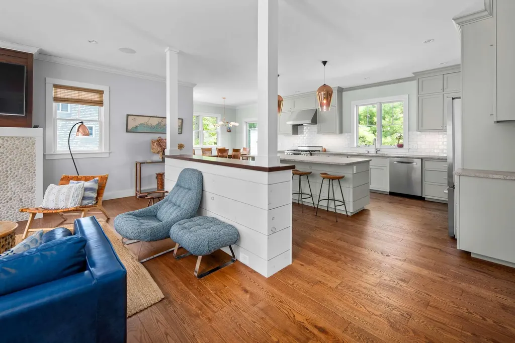 59 Underwood Road Falmouth ME 04105