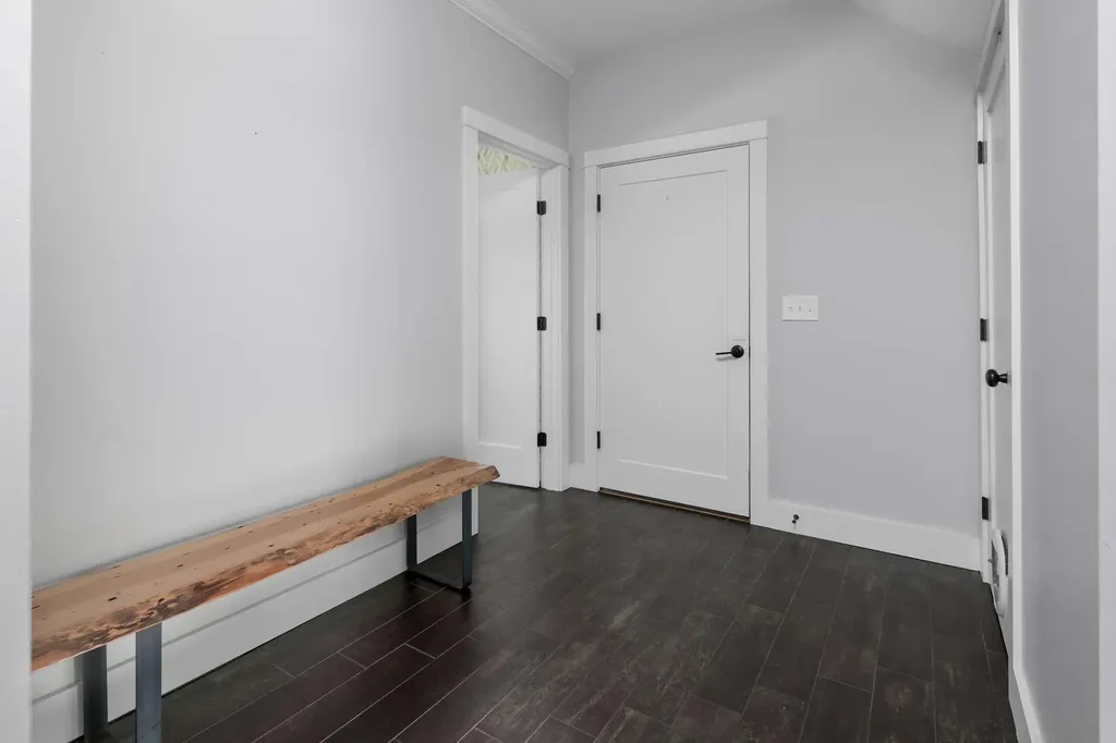 59 Underwood Road Falmouth ME 04105