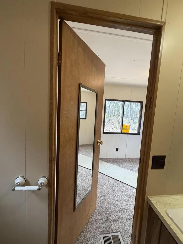 896 Middle Road Dresden ME 04342