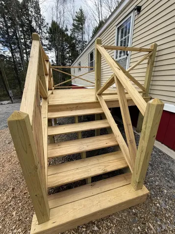 896 Middle Road Dresden ME 04342