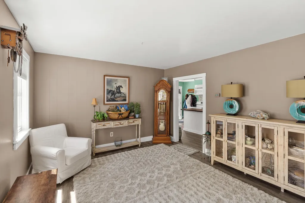 232 Mckay Road Edgecomb ME 04556