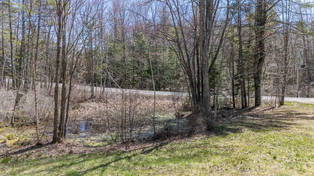 232 Mckay Road Edgecomb ME 04556