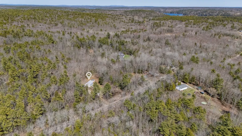 232 Mckay Road Edgecomb ME 04556