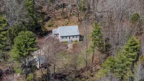 232 Mckay Road Edgecomb ME 04556