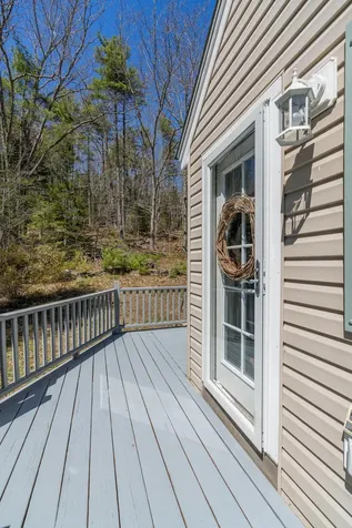 232 Mckay Road Edgecomb ME 04556