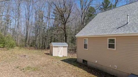 232 Mckay Road Edgecomb ME 04556
