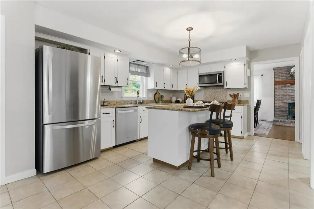 216 Cook Street Auburn ME 04210