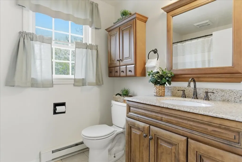 216 Cook Street Auburn ME 04210
